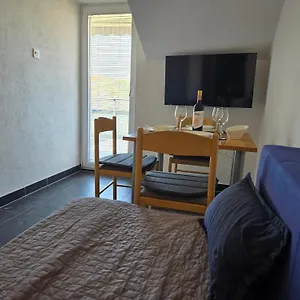 vila-mara-trogir.hotels-in-trogir.com/